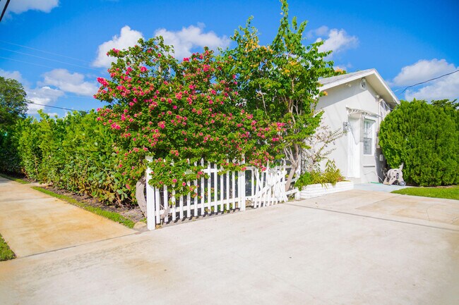 Foto del edificio - 405 SE 4th St