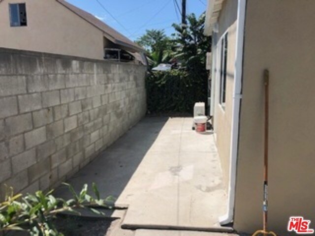 Foto del edificio - 11064 Oxnard St