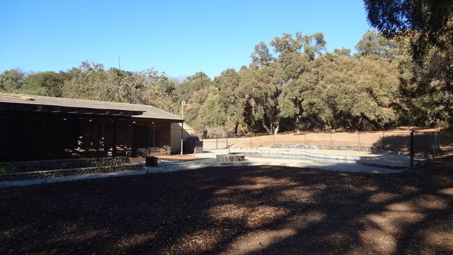 Building Photo - 18000 S Mountain Rd