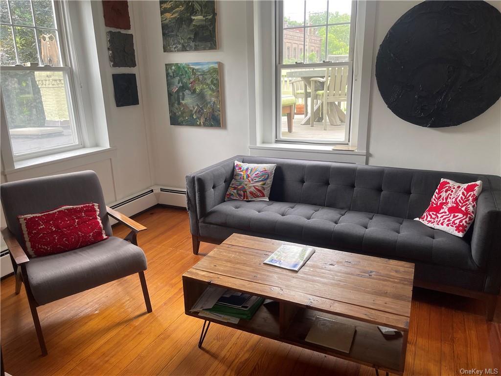 Primary Photo - 306 Piermont Ave