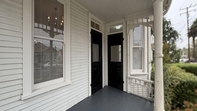 Foto del edificio - 256 Nordina St