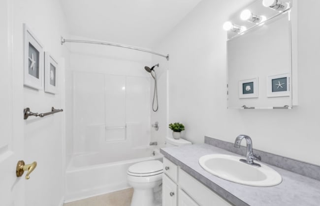 Building Photo - 108 Miller Ln