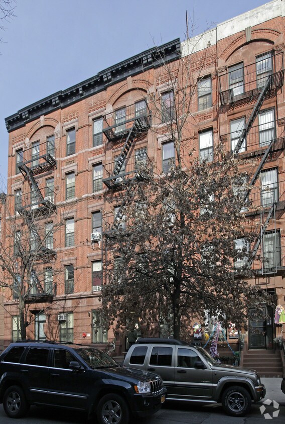 153 W 132nd St - West 132Nd Street Cluster