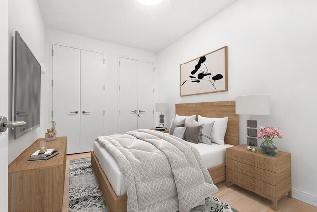 Building Photo - 160 1st St