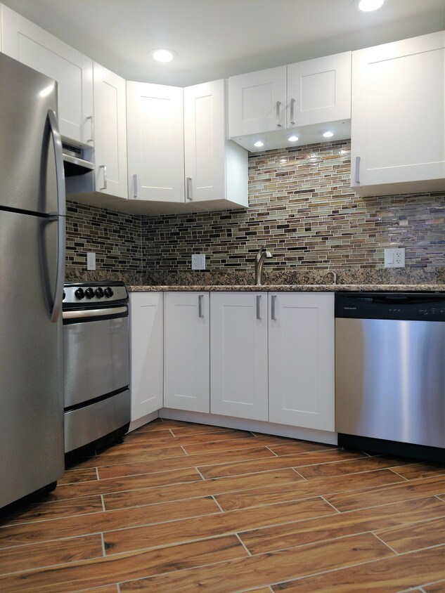 Cocina - 292 Salem St