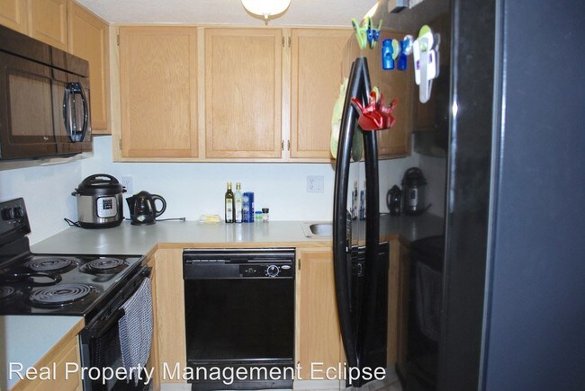 Building Photo - 15802 NE Leary Way