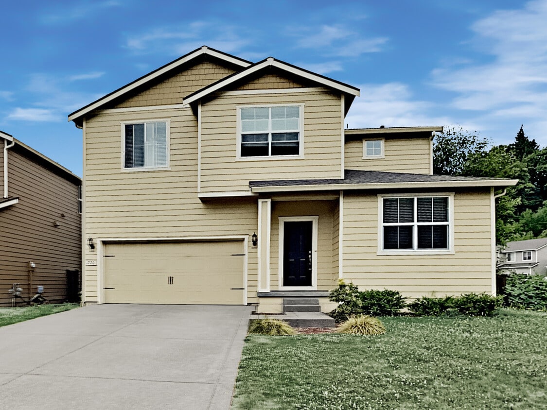 1720 Blacktail Lane House for Rent in Woodland, WA