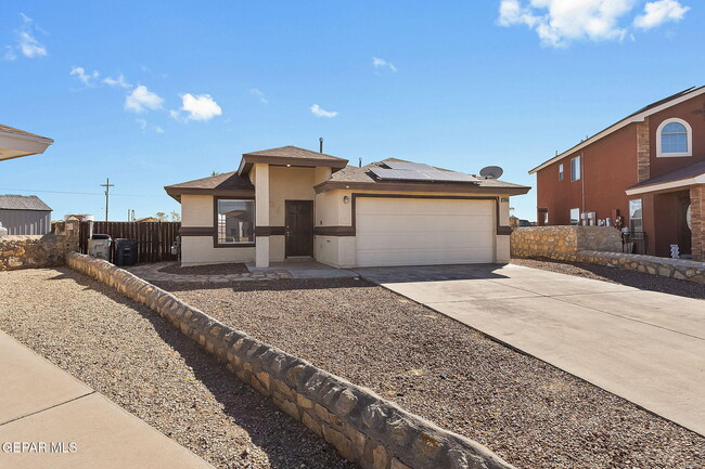 Building Photo - 12948 Hueco Cave Dr