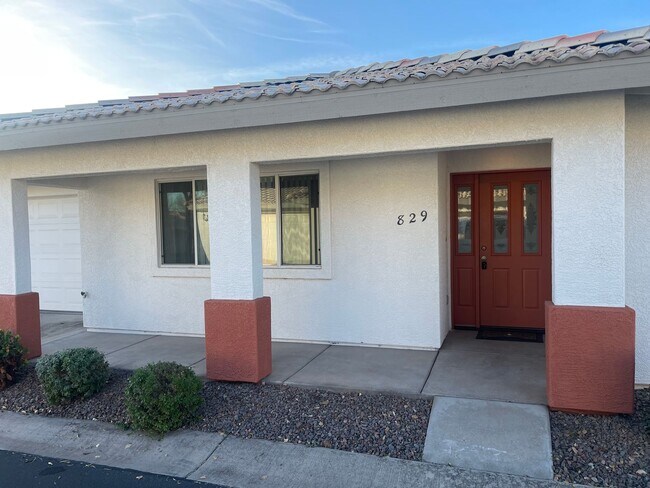 Foto del edificio - Occupied - 2 bedroom 2 bath in Aspen Shadows Contact Property Pros Property Management for more d...