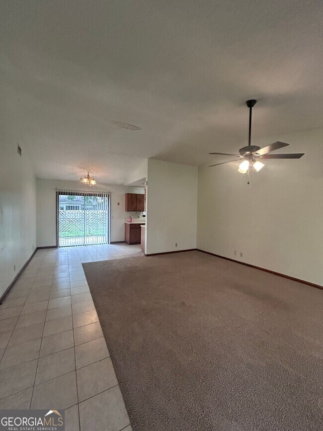 Foto del edificio - 505 Westgate Cir
