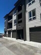 Building Photo - 16860 Askins Lp