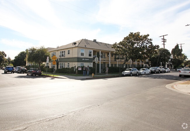 Park Cherokee Apartments Los Angeles Ca Primary Photo Park Cherokee Apartments