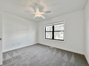 Building Photo - Birchwood Grove