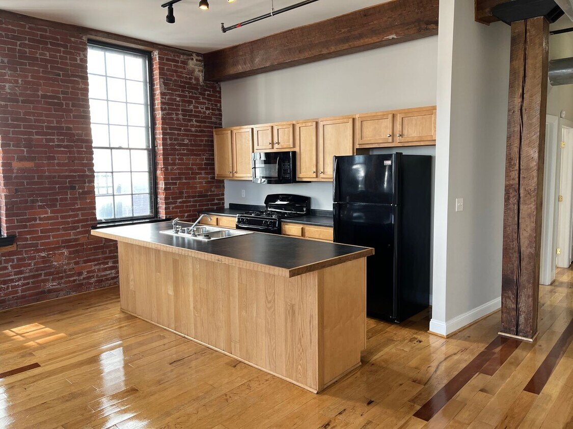 Foto principal - 265 N Queen St