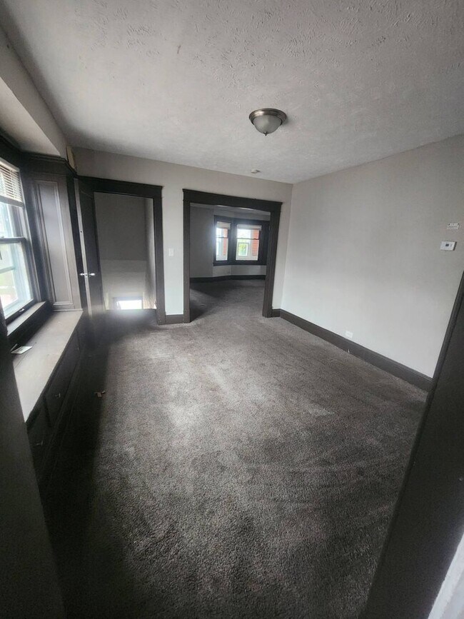 Building Photo - 13821 Othello Ave