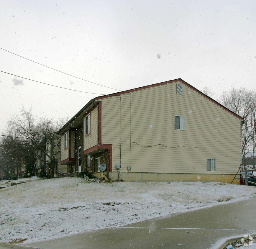 Building Photo - 323-341 Eastern Ave