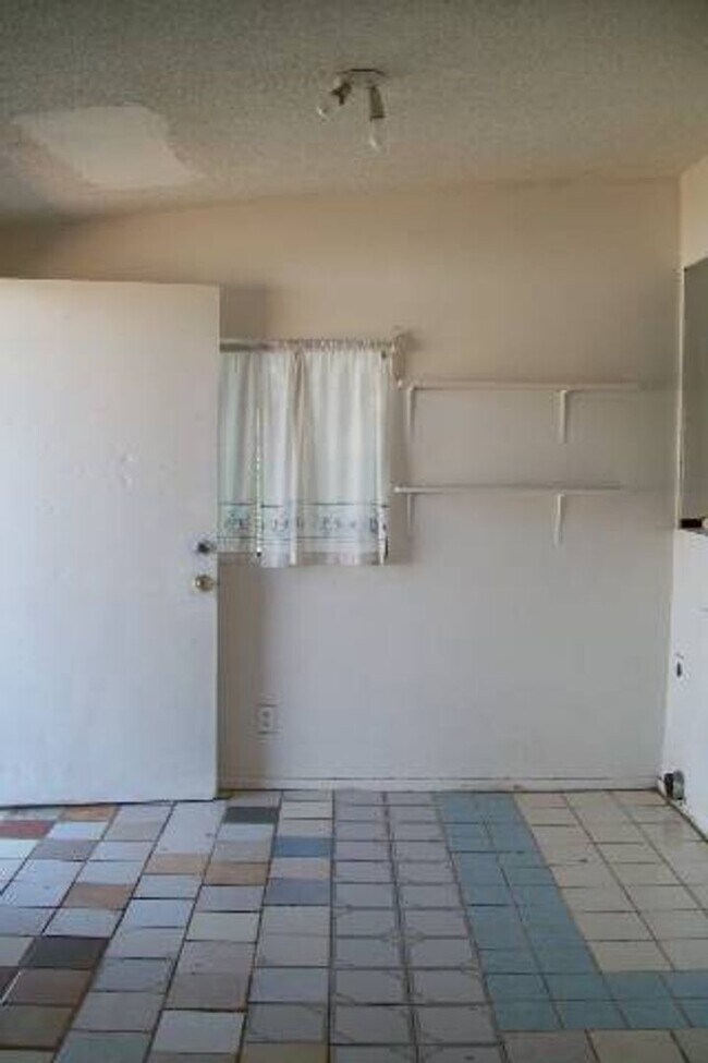 Foto del edificio - Spacious 5 Bedroom Tempe Home with Bonus L...