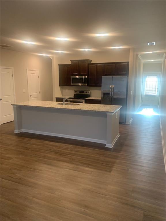 Foto del edificio - 206 Turner Ln