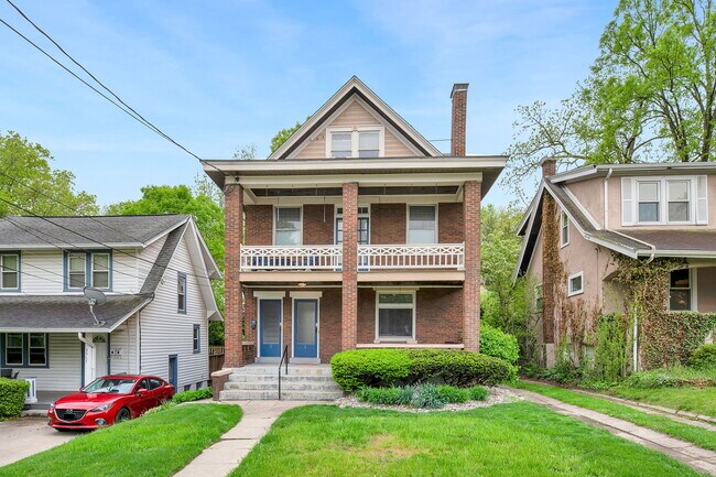 Building Photo - 3565 Pape Ave