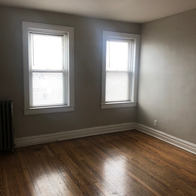 Foto del edificio - 2125 S Laramie Ave