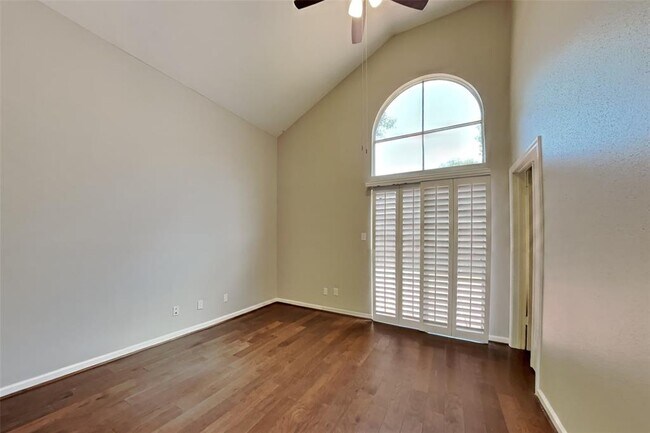 Foto del edificio - 8538 Sparkling Springs Dr