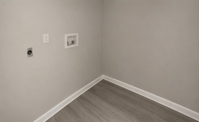 Building Photo - 320 Aquarius Dr
