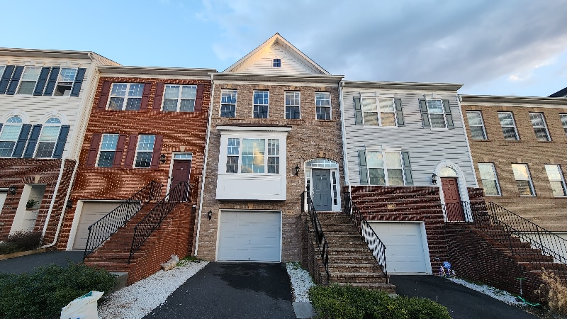 Photo - 25146 Harpenden Terrace (Aldie, VA)