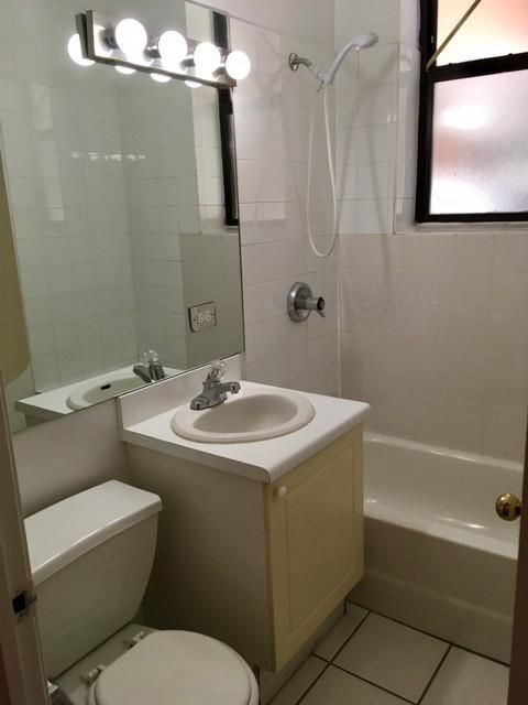 Foto del edificio - 917 W Dakin St