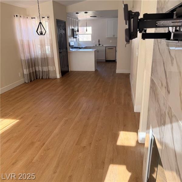 Foto del edificio - 7909 Mt Shasta Cir