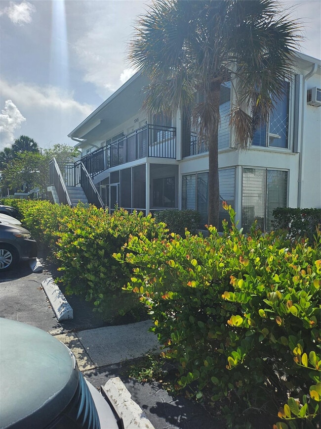 Foto del edificio - 1045 SE 15th St