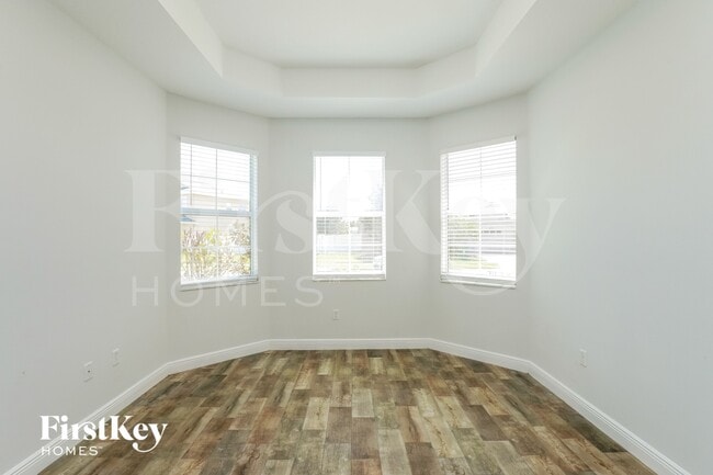 Building Photo - 4403 Biscayne Breeze Way