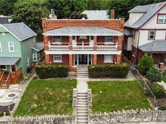 Foto del edificio - 2 br, 1 bath House - 113 Park Ave 1N