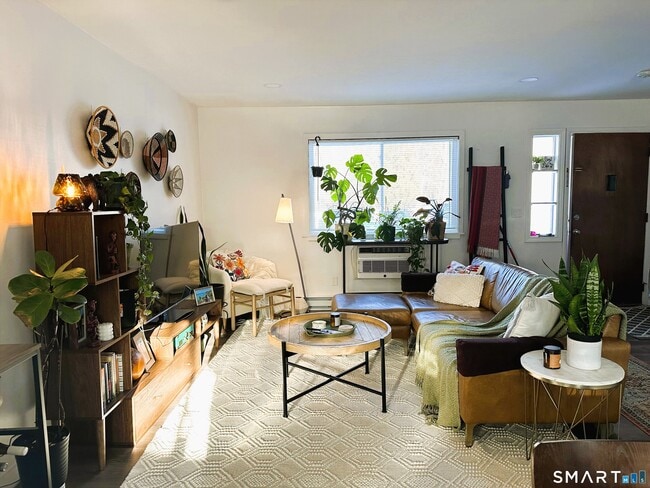 Foto del edificio - 18 Harry Brook Village