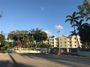 Foto del edificio - 8260 SW 210th St