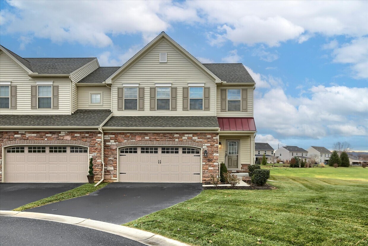 750 Westland Ct, Mechanicsburg, PA 17055 Townhome Rentals in