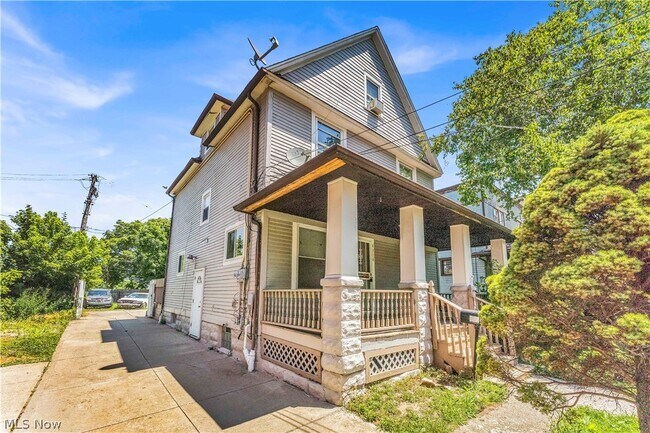 Foto del edificio - 4314 Archwood Ave