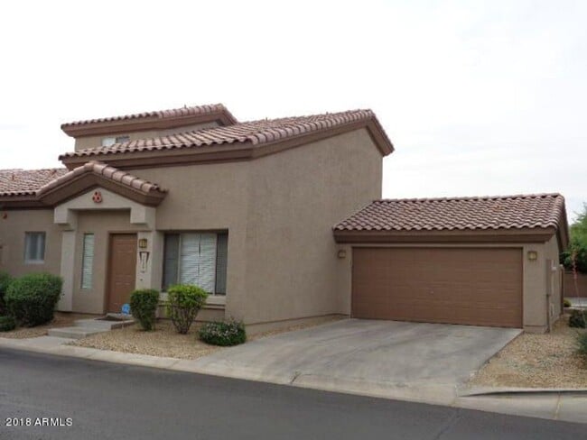 Gated Community, close to 101 and Arrowhead! - Gated Community, close to 101 and Arrowhead! House