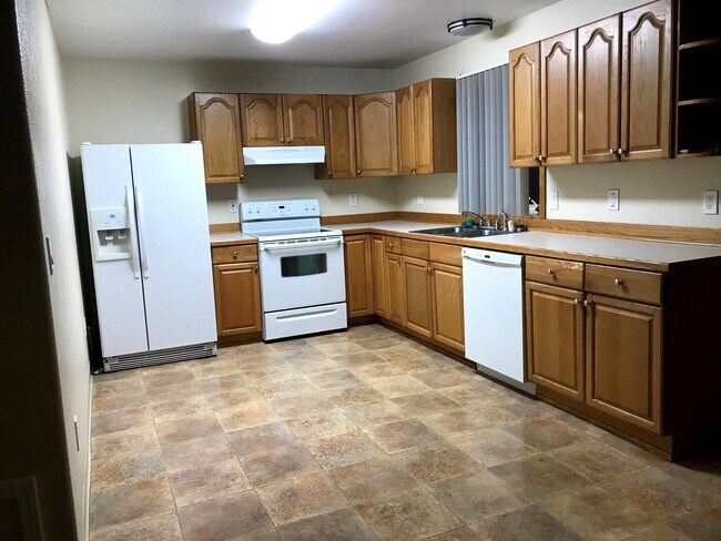 Building Photo - 2717 Sherwood Trl