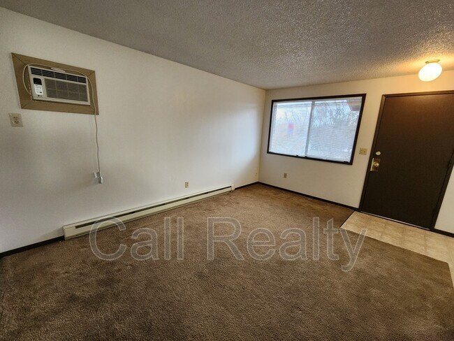Building Photo - 12224 E Lenora Dr