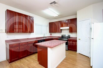 Building Photo - 3062 S Mandy