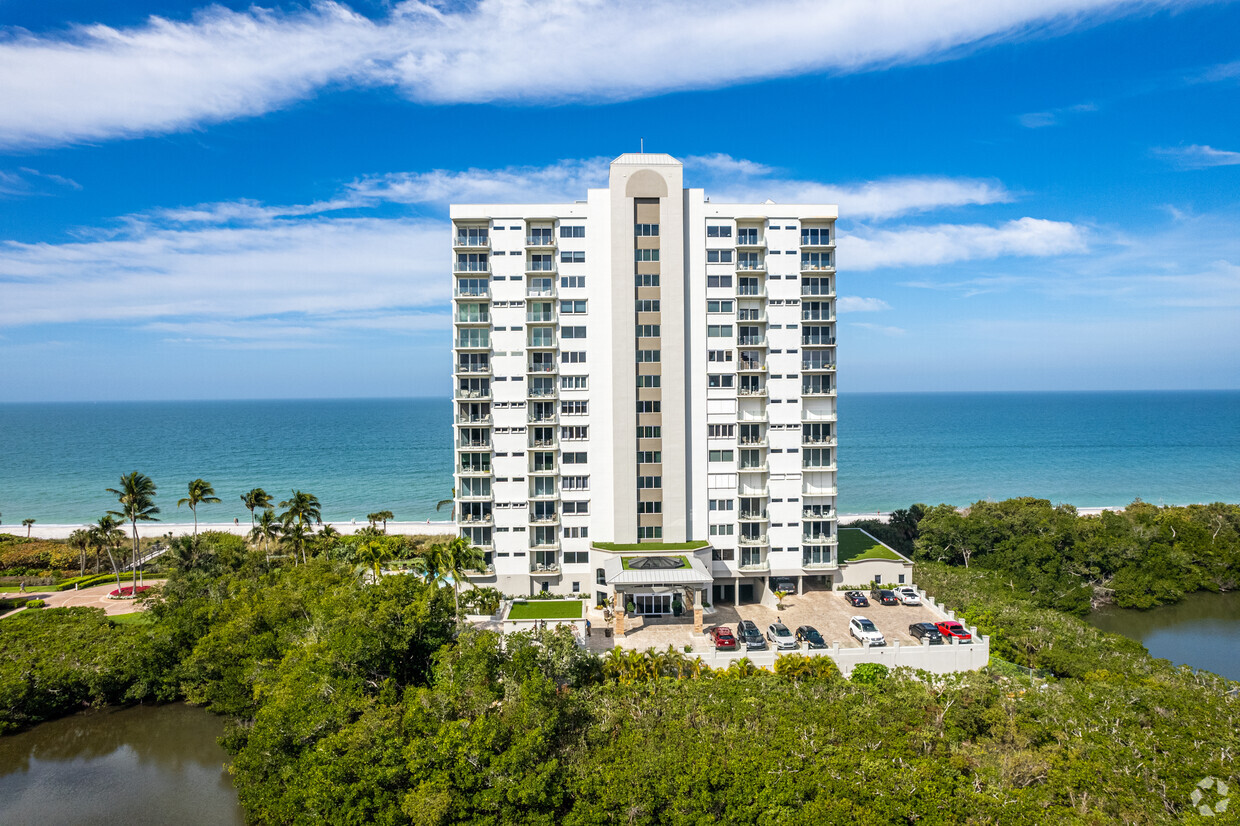 10 Seagate Dr - Seapoint at Naples Cay