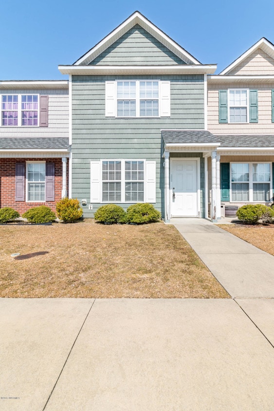 703 Streamwood Dr, Jacksonville, NC 28546 Townhome Rentals in Jacksonville NC