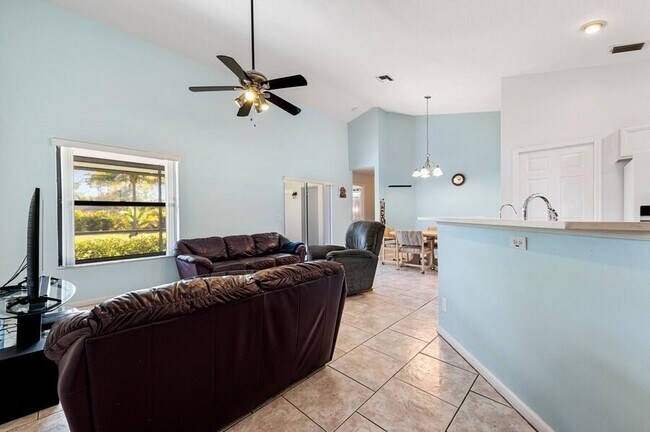 Building Photo - 16934 Key Lime Blvd