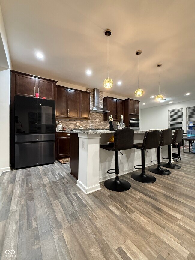 Foto del edificio - 6241 Buck Blvd