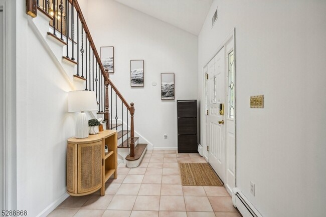 Foto del edificio - 57 Ashwood Dr