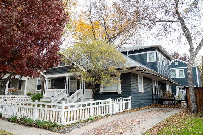 Building Photo - 1405 S Henderson St