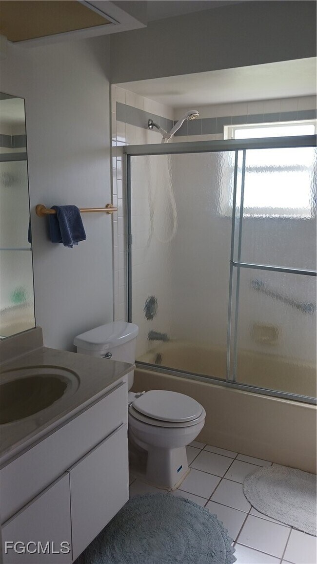 Foto del edificio - 17704 Acacia Dr