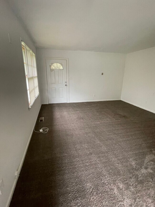 Foto del edificio - 8507-8507 Lynn Ave