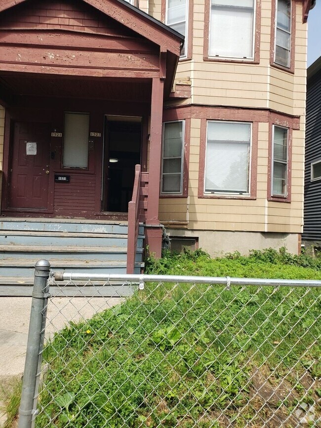 Building Photo - 1521 N 38th St