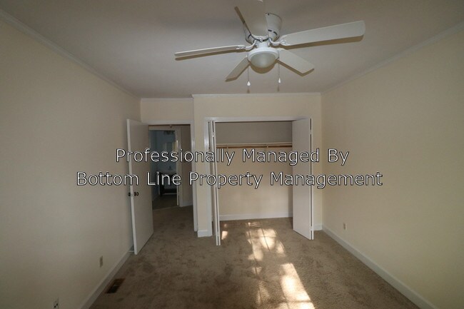 Foto del edificio - 5943 Quail Hollow Rd